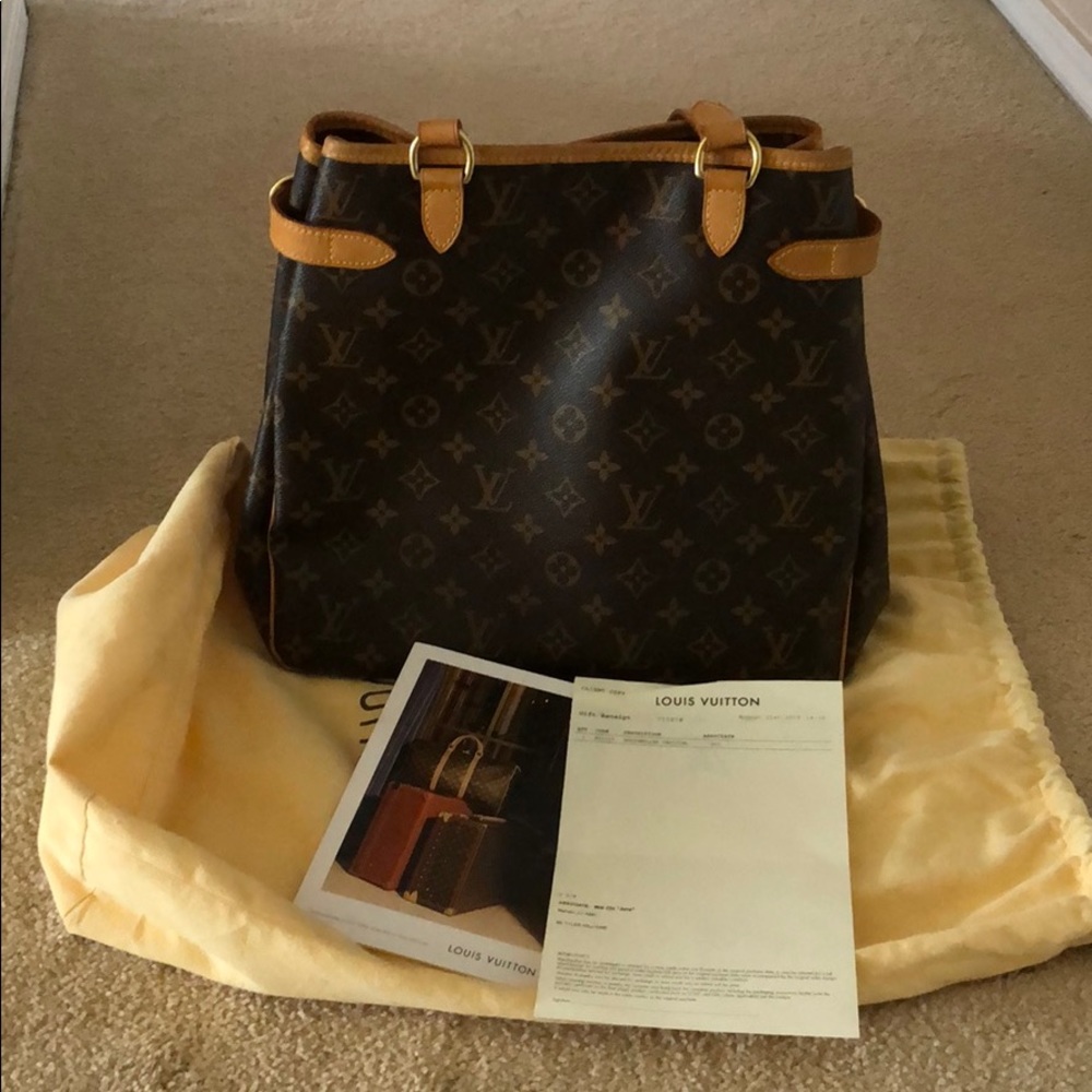Louis Vuitton batignolles vertical bag
